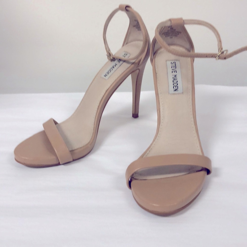 Steve Madden✨Strappy pumps✨